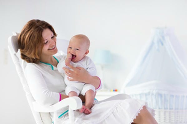 孕妇胃疼对胎儿有影响吗：孕妇胃疼是怎么回事